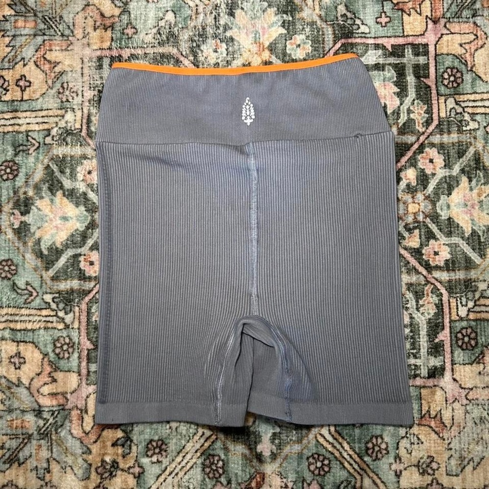 FP‎ Movement by Free People Crossover Bike Shorts - Picture 3 of 3